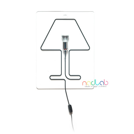 Filomena Table // Transparent (Black Wire)