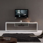 Esquire // White High Gloss