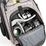 Portare' Multi Use Camera Backpack // Green