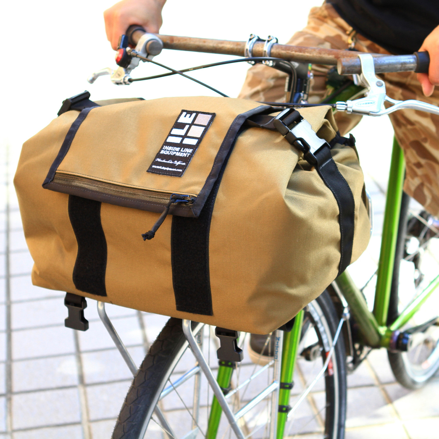 Bike bag. RACKBAG. Велорюкзак Halti q3 bikingbag 60. Rack Bag велосумки. Пластиковый рюкзак на велосипед.