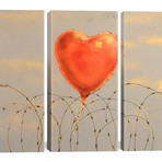 Barbed Wire Heart Balloon (Small: 26"L x 18"H)