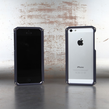 Alloy 5 iPhone Case // Grey