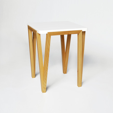 Franklin Series // End Table