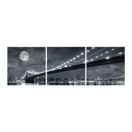 Moonrise Over the Brooklyn Bridge (20"W x 20"H)