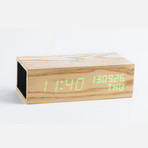 Music Click Clock Oak // Green LED