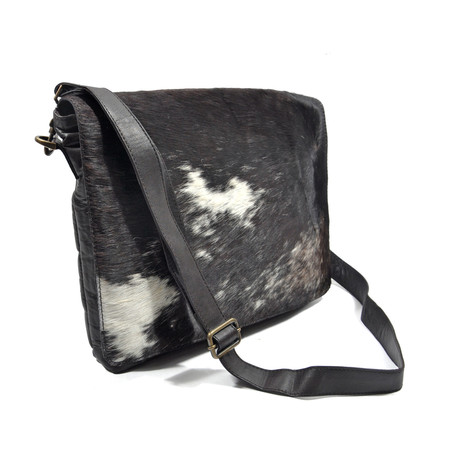 Cowhide Leather Messenger Bag // Ezekiel  