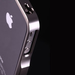 Moat Aluminium Bumper // iPhone 4, 4S (Space Gray)
