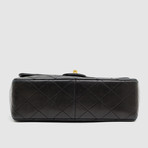 Vintage Chanel Small Flap Bag // Black Quilted Lambskin // CHAN34