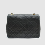 Vintage Chanel Small Flap Bag // Black Quilted Lambskin // CHAN34
