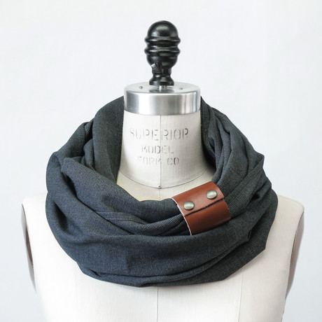 Amelie Scarf // Charcoal