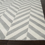 Hand-Tufted Looped & Cut Wool // Chevron Ivory (5' x 8')