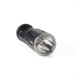 LED Flashlight // T45C // 980 Lumens