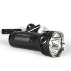 LED Flashlight // T60CS // 2400 Lumens