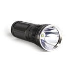 LED Flashlight // V60C // 728 Lumens