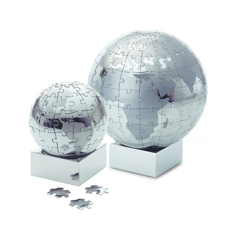 Extravaganza Puzzle Globe // Large (Small)