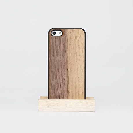 Wooden Snap-On Cover // Walnut (iPhone 4/4s)