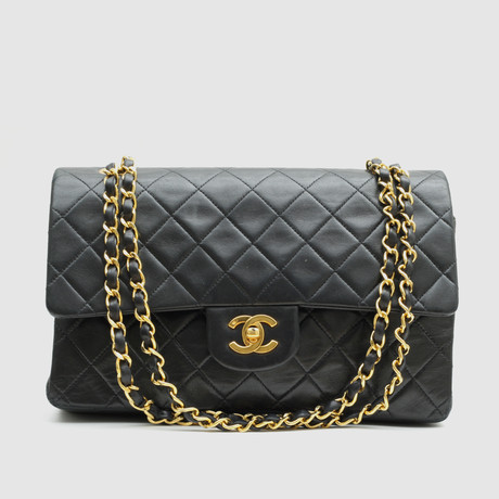 Vintage Chanel Small Flap Bag // Black Quilted Lambskin // CHAN21
