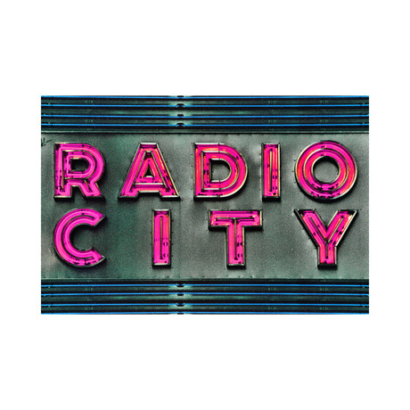 Radio Radio (16"W x 24"L x 1.5"D)