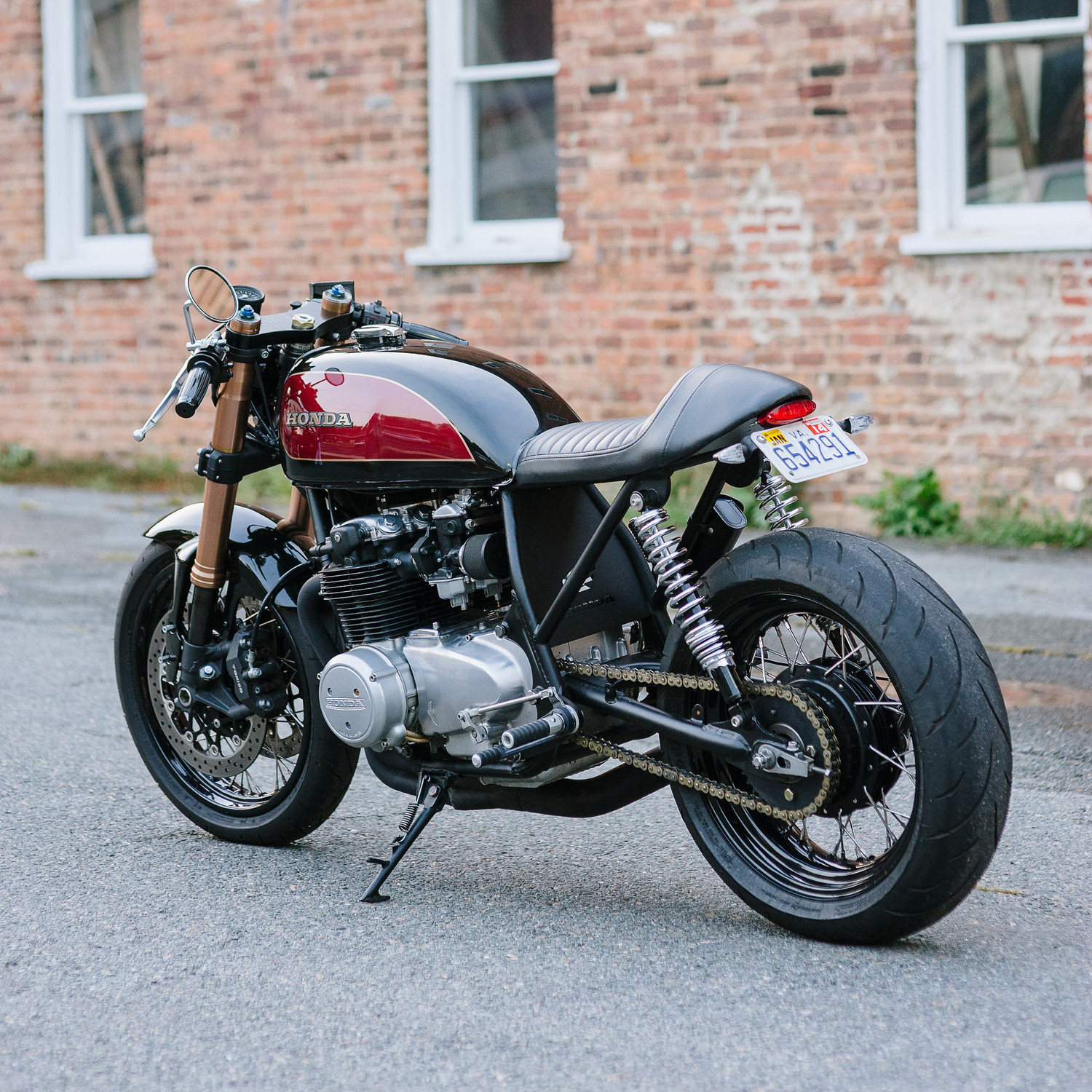 Cognito Moto Custom Cb550 Cafe Racer Cognito Moto Touch Of Modern