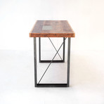 Joshua Tree Compact Desk