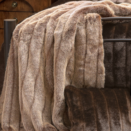 Signature Faux Fur Throw // Red Fox (Small)