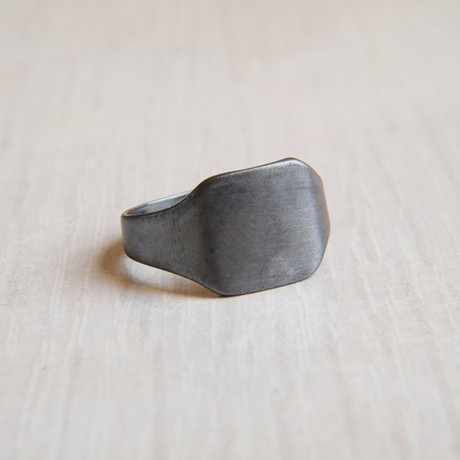 Forma // Square Ring // Oxidized Silver (US Ring 5)