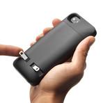 PocketPlug // iPhone 5/5s (Black)