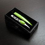 LED Lighted Tweezer Trendy // Green
