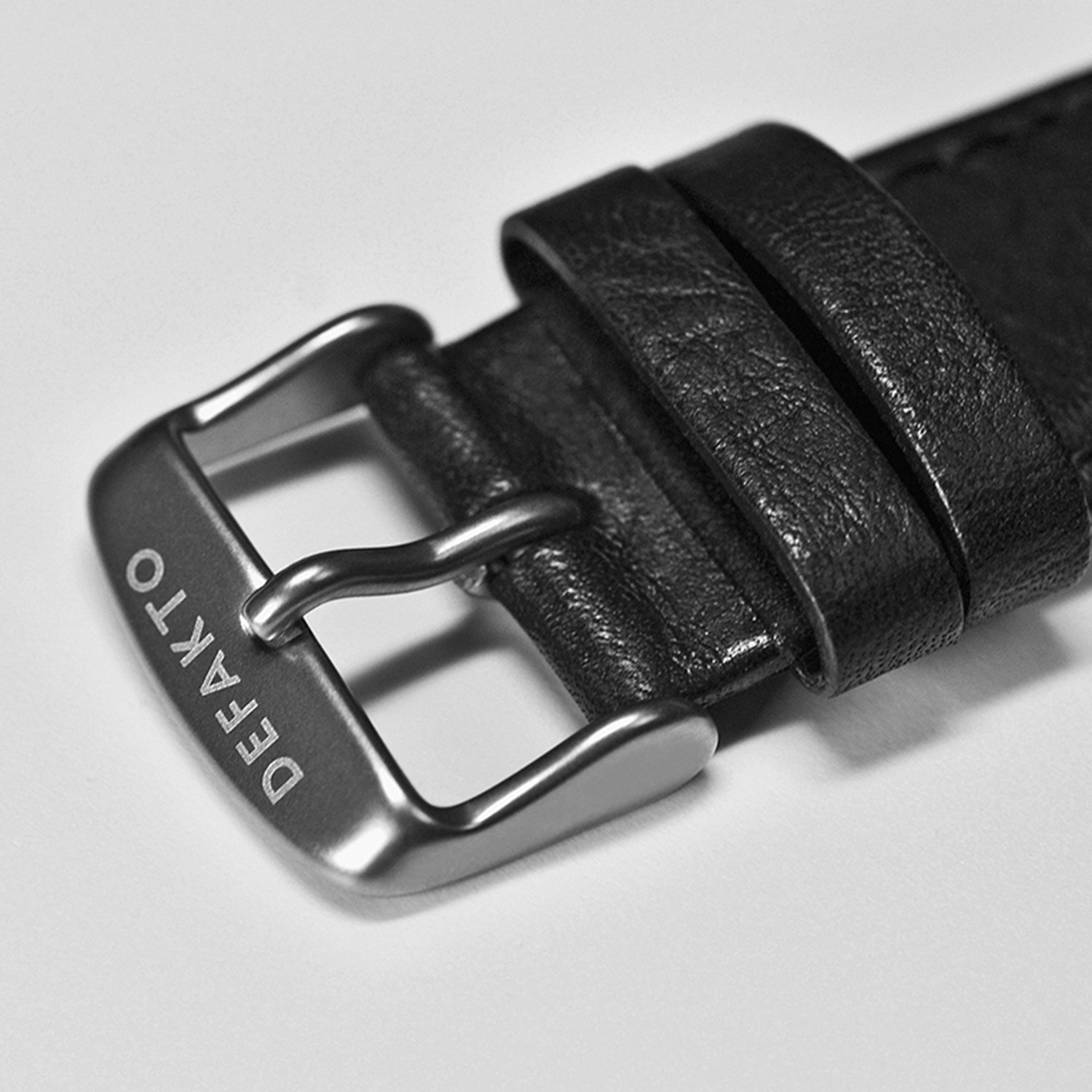 Defakto Detail // White - Defakto - Touch of Modern