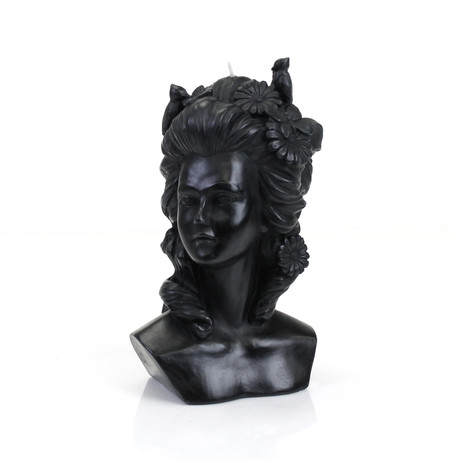 Madame de Pompadour (Black)