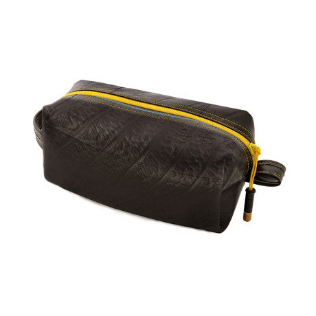 Elliott Toiletry Kit (Black Zipper/Lining)