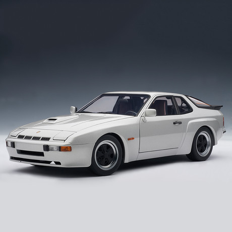 Porsche 924 Carrera GT 1980 (Diamond Silver)