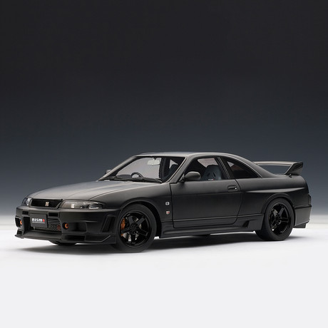 Nissan Skyline GT-R R-Tune (R33) (Matte Black)
