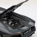 Lamborghini Aventador LP700-4 (Grigio Estoque/Metallic Grey)