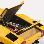 Lamborghini Countach LP400S (Yellow)