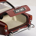 Aston Martin DB5 // Dubonnet Rosso