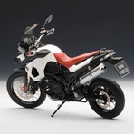 BMW F800 GS Motor Bike // 30th Anniversary Edition (Silver & Black)