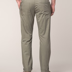 Corbin // Light Olive (30WX34L)