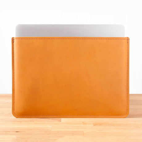 MacBook Sleeve // Horizontal Open // Chestnut (11" MacBook Air)