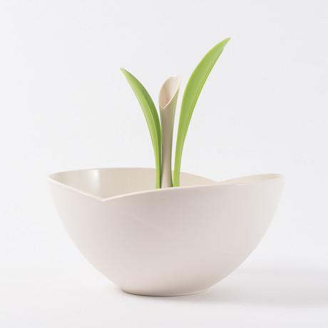 Blooming Salad Bowl W/Servers & Vinaigrette Holder