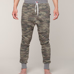 Loose Fit Sweat Pants // Camo (XS)