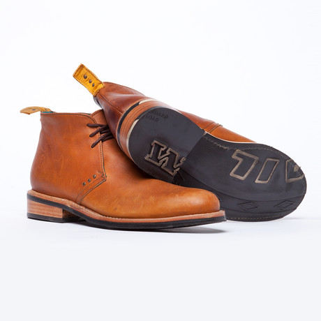 Speedbump Chukka // Tan (US: 7)