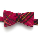 Classic Bow Tie // Textured Tartan Plaid