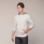 Pullover W/ Kangaroo Pockets (M)