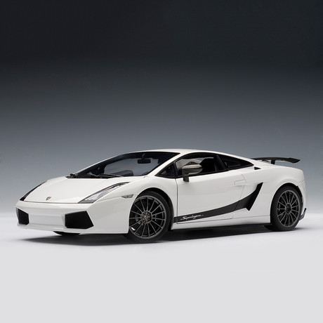 Lamborghini Gallardo Superleggera // Metallic White