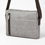 Award Messenger I (Taupe/Brown)