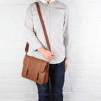 Hove Natural Veg-Tanned Leather Small Satchel // Chestnut