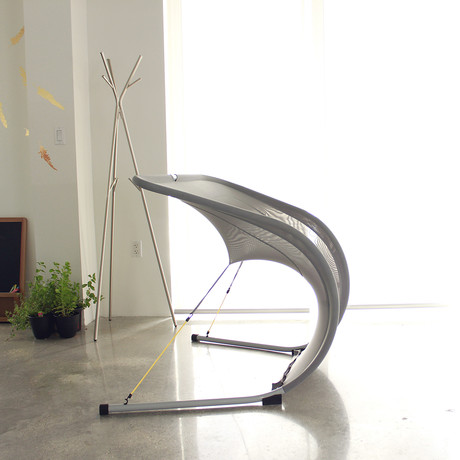 QSTO // Suzak // Grey (Medium: 30"L x 36"W x 31"H)