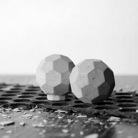 Stella Concrete Knobs