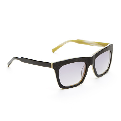 Warder Royal // Two-Toned